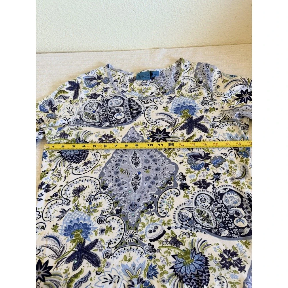 TeeCo Women's Size S/M Blue Paisley Floral 3/4 Sleeve Stretch Top Boho Casual